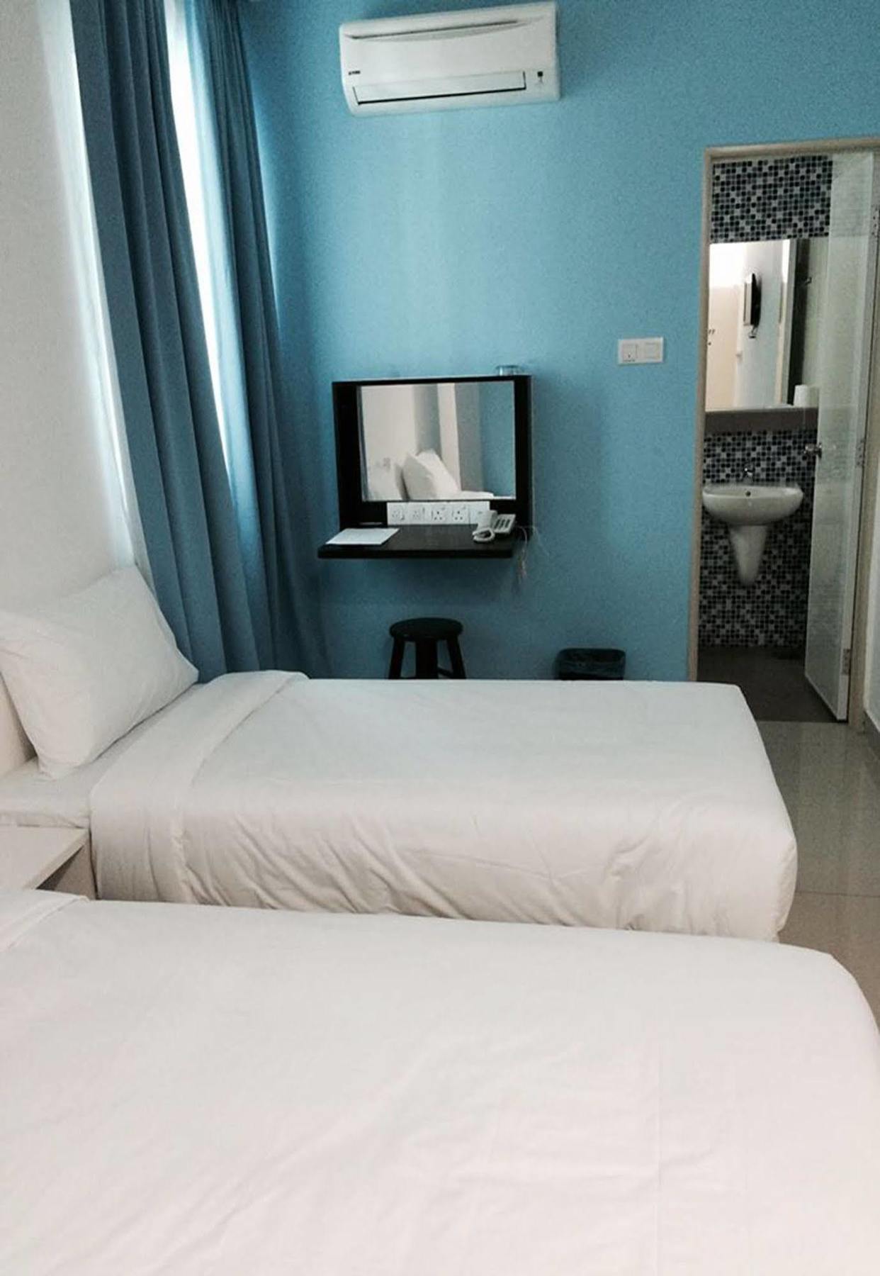 Yy48 Hotel 2 Mins Walk From Masjid Jamek Lrt Station Kuala Lumpur Exteriör bild