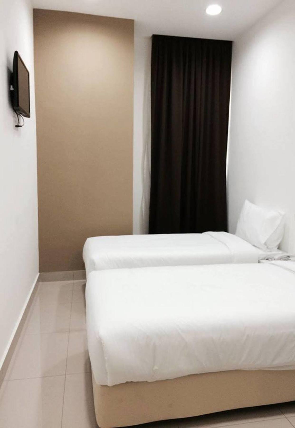 Yy48 Hotel 2 Mins Walk From Masjid Jamek Lrt Station Kuala Lumpur Exteriör bild